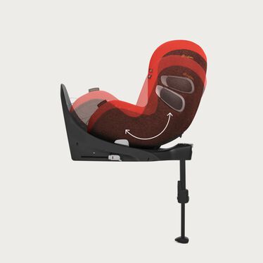 An image of the CYBEX Platinum Sirona Z2 i-Size Toddler Car Seat, highlighting the Maximum Comfort in the Car feature.