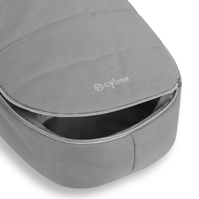 An image of the CYBEX Gold Gold Footmuff Accessories for Strollers, highlighting the Ventilation Zipper feature.
