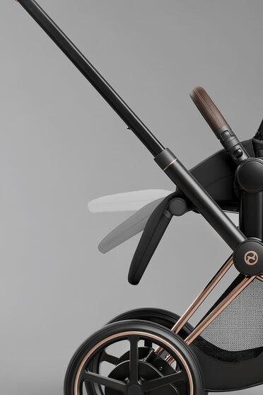 Product image showcasing the adjustable leg rest and its positions.
