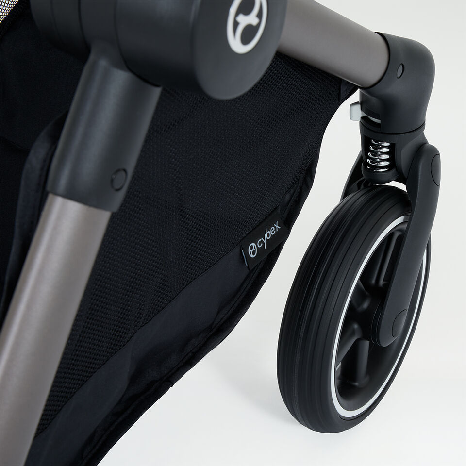 Close up of the Eos Lux wheels with advanced suspension.