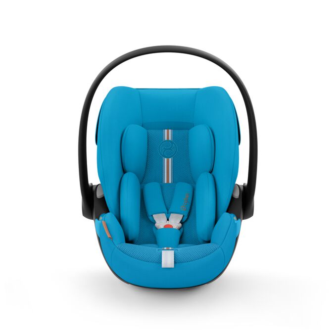 An image of the CYBEX Gold Cloud G i-Size Infant Car Seat, highlighting the Safe travels for the smallest babies feature.