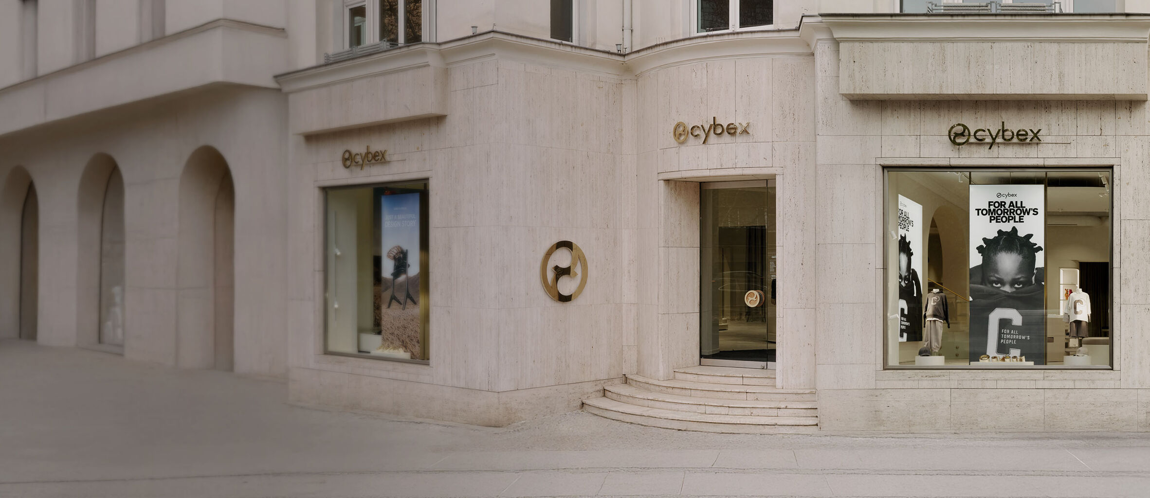 Front view of the CYBEX Berlin Flagship Store