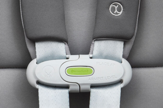 An image of the CYBEX Gold Sirona M with SensorSafe Toddler Car Seat, highlighting the SensorSafe™ Technology feature.