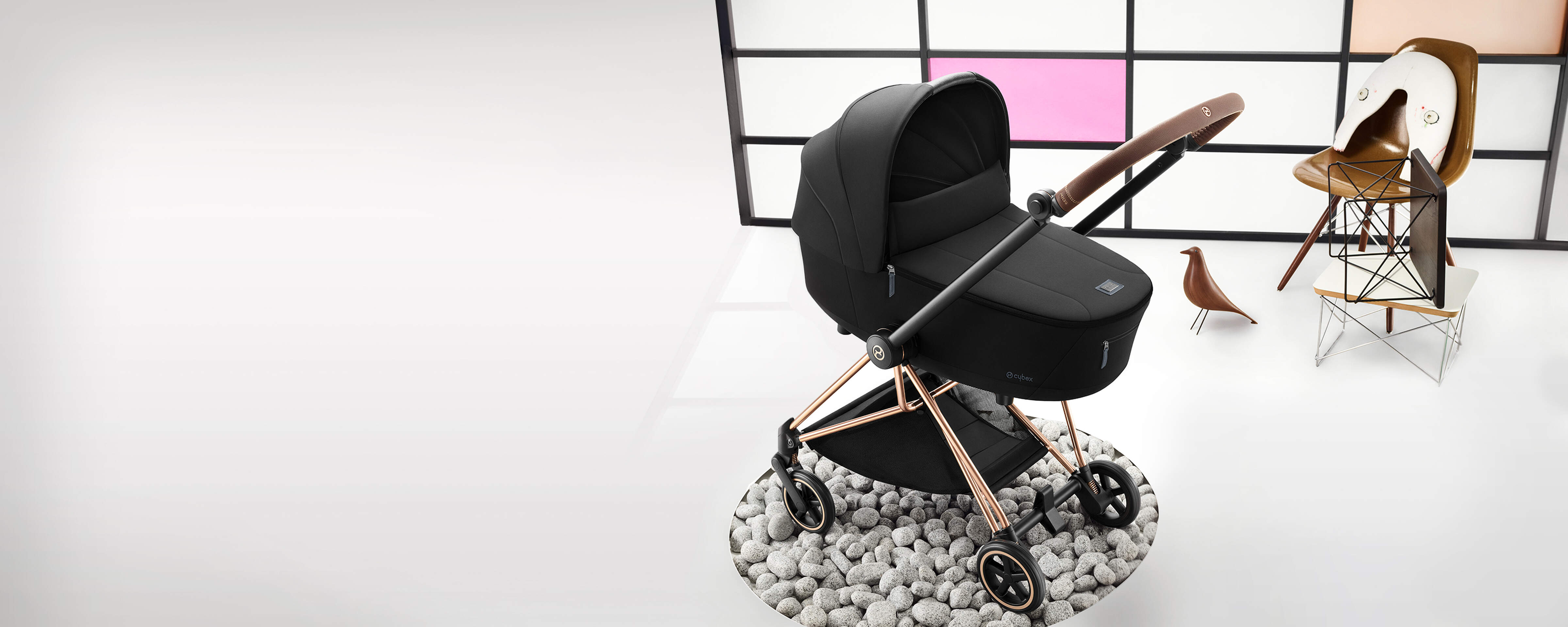 CYBEX Platinum barnvagn Mios Seat Pack visad på Mios chassi i panel