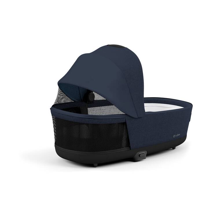 CYBEX Priam Lux Carry Cot - Midnight Blue Plus in Midnight Blue Plus image number 5 CYBEX Priam Lux Carry Cot - Midnight Blue Plus in Midnight Blue Plus large-cybex-gb image number 5