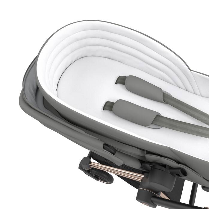 L'immagine mostra la combinazione di diversi prodotti, venduti separatamente. numero immagine 4 CYBEX Navicella Platinum Lite Cot - Soho Grey in Soho Grey large-cybex-neu numero immagine 4