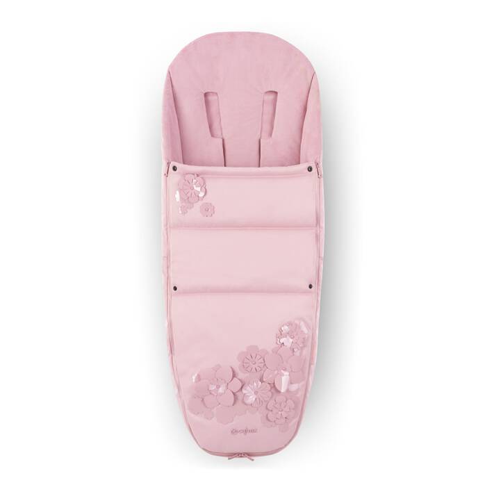 CYBEX Platinum Footmuff - Pale Blush in Pale Blush image number 1 CYBEX Platinum Footmuff - Pale Blush in Pale Blush large-cybex-cn image number 1