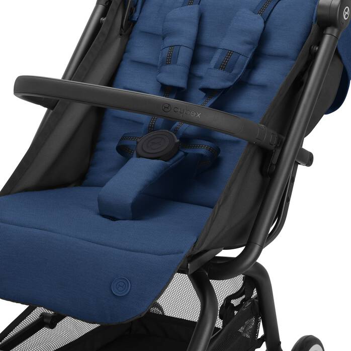 CYBEX Eezy S 2 - Navy Blue in Navy Blue image number 3 CYBEX Eezy S 2 - Navy Blue in Navy Blue large-cybex-neu image number 3