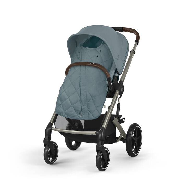 Obrázek ukazuje kombinaci několika produktů, které se prodávají samostatně. číslo snímku 3 CYBEX Snogga 2 – Sky Blue in Sky Blue large-cybex-neu číslo snímku 3