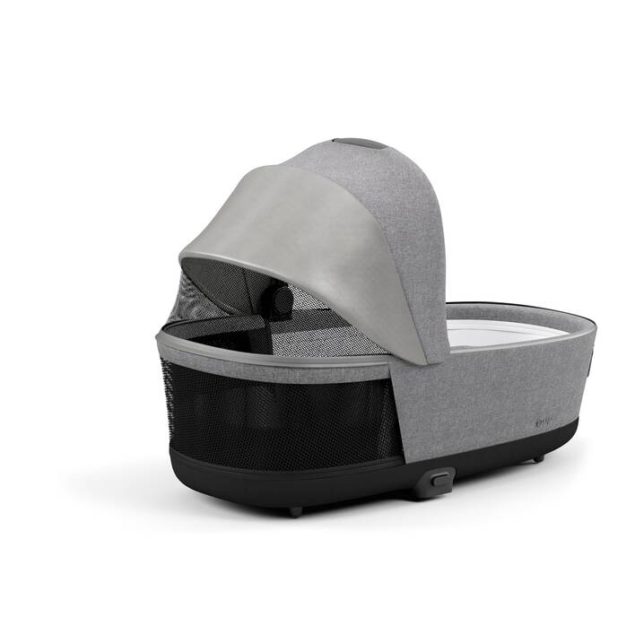 CYBEX Priam Lux Carry Cot - Manhattan Grey Plus in Manhattan Grey Plus image number 5 CYBEX Priam Lux Carry Cot - Manhattan Grey Plus in Manhattan Grey Plus large-cybex-gb image number 5