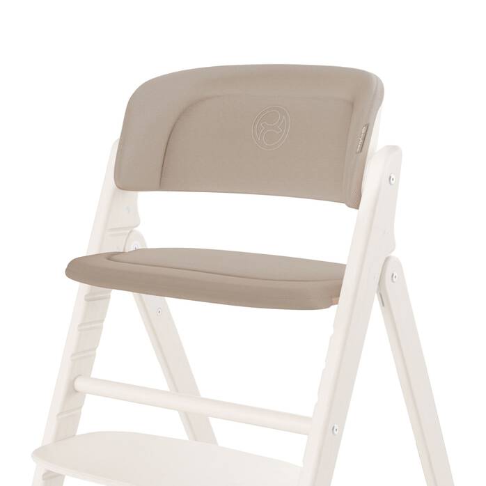 CYBEX Click & Fold Comfort Inlay - Almond Beige in Almond Beige image number 4 CYBEX Click & Fold Comfort Inlay - Almond Beige in Almond Beige large-cybex-neu image number 4