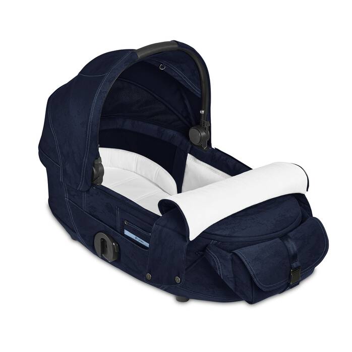 CYBEX Mios Lux Carry Cot - Rebellious Luxury Denim Blue in Rebellious Luxury Denim Blue image number 2 CYBEX Mios Lux Carry Cot - Rebellious Luxury Denim Blue in Rebellious Luxury Denim Blue large-cybex-row image number 2