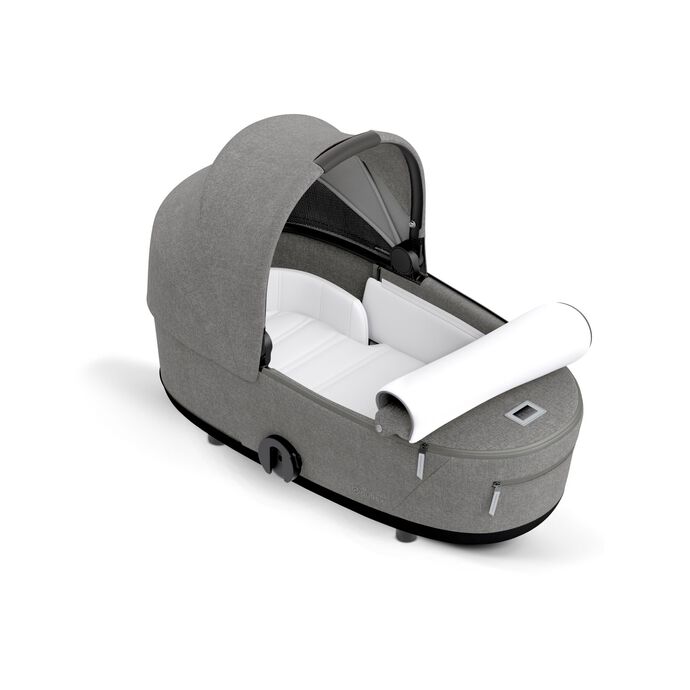CYBEX Mios Lux Carry Cot - Manhattan Grey Plus in Manhattan Grey Plus large image number 2