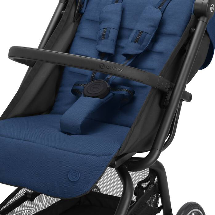CYBEX Eezy S+2 - Navy Blue in Navy Blue image number 4 CYBEX Eezy S+2 - Navy Blue in Navy Blue large-cybex-us image number 4