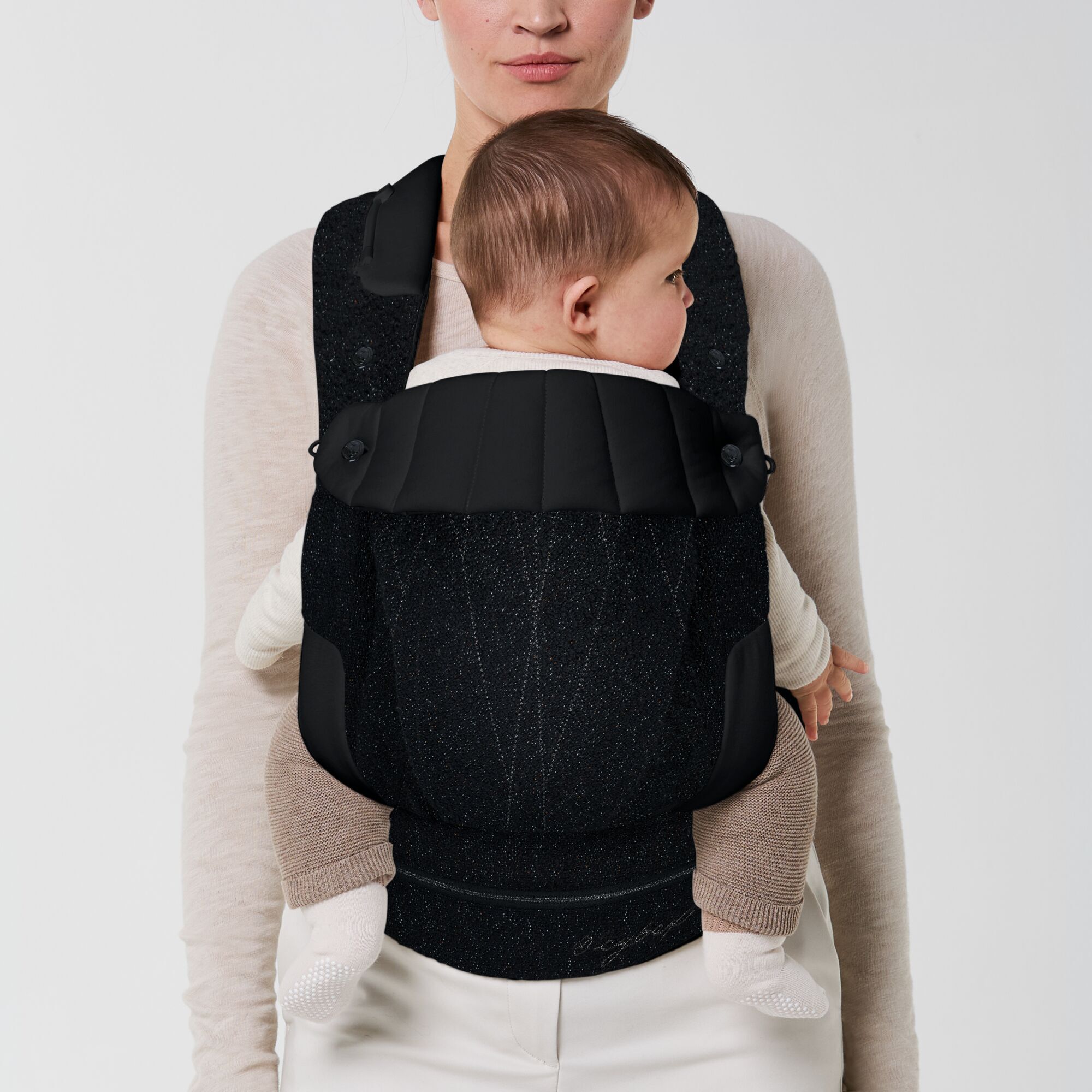 CYBEX Coya Carrier Boucl&eacute; - Smoky Black (Boucl&eacute;) in Smoky Black (Boucl&eacute;) large-cybex-neu num&eacute;ro d&rsquo;image 2