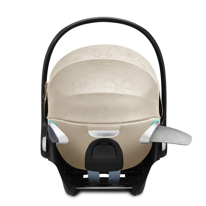 CYBEX Cloud Z2 i-Size - Nude Beige in Nude Beige image number 4 CYBEX Cloud Z2 i-Size - Nude Beige in Nude Beige large-cybex-neu image number 4