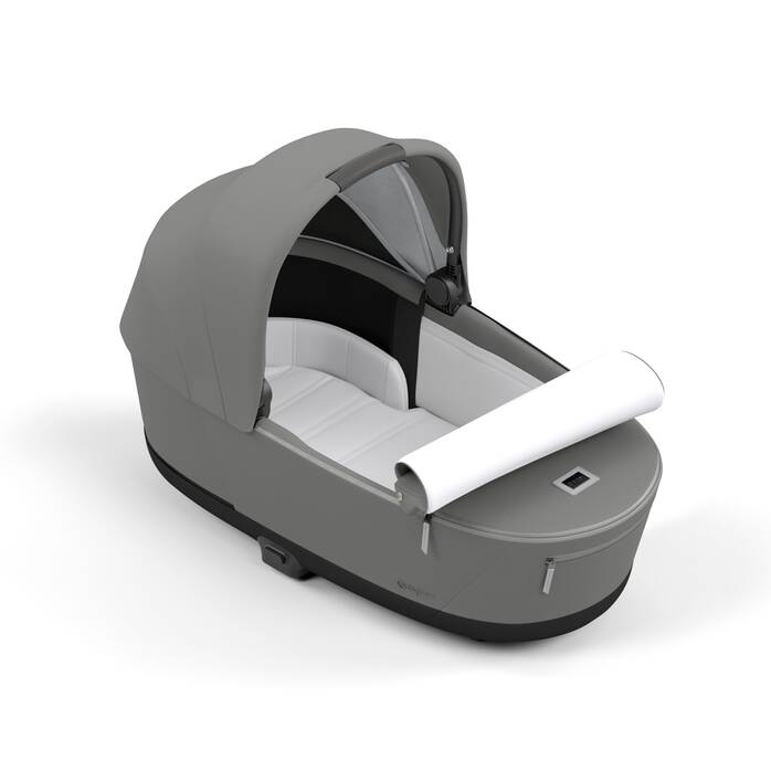 CYBEX Priam Lux Carry Cot - Soho Grey in Soho Grey image number 2 CYBEX Priam Lux Carry Cot - Soho Grey in Soho Grey large-cybex-us image number 2