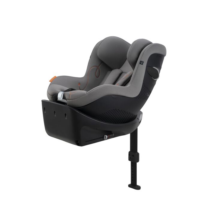 Cybex sirona best sale rear facing