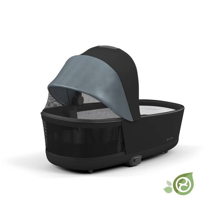 CYBEX Priam Lux Carry Cot - Onyx Black in Onyx Black image number 5 CYBEX Priam Lux Carry Cot - Onyx Black in Onyx Black large-cybex-us image number 5