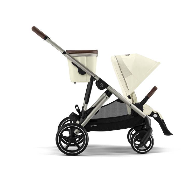 CYBEX Gazelle S - Seashell Beige (Taupe Frame) in Seashell Beige (Taupe Frame) image number 1 CYBEX Gazelle S - Seashell Beige (Taupe Frame) in Seashell Beige (Taupe Frame) large-cybex-gb image number 1