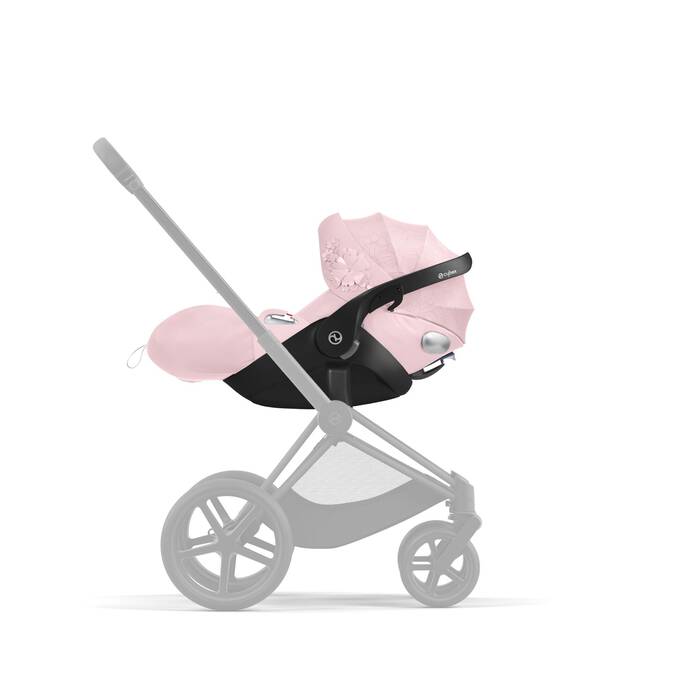 CYBEX Cloud Q SensorSafe - Pale Blush in Pale Blush image number 3 CYBEX Cloud Q SensorSafe - Pale Blush in Pale Blush large-cybex-us image number 3