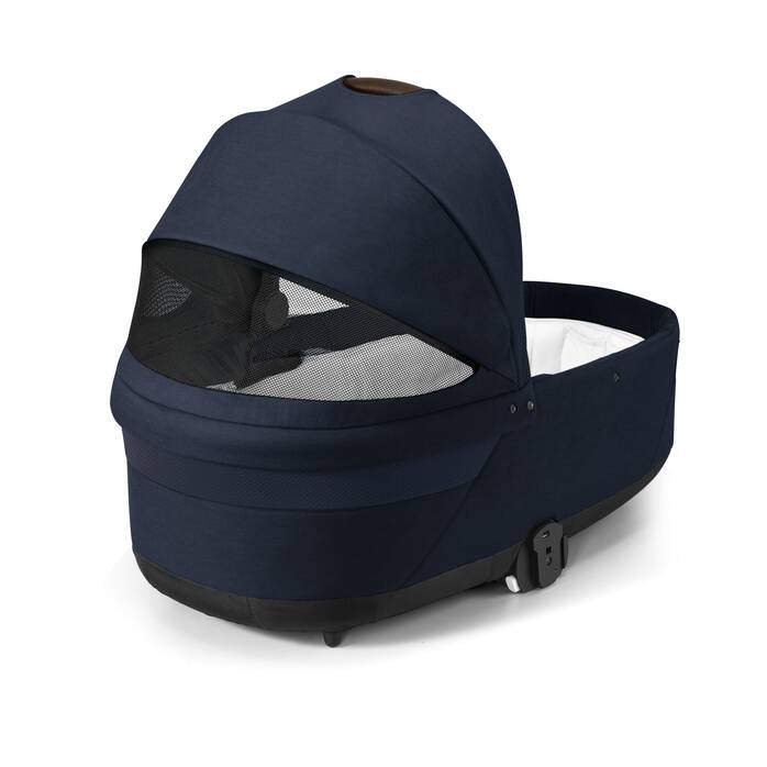 CYBEX Cot S Lux - Ocean Blue in Ocean Blue image number 4 CYBEX Cot S Lux - Ocean Blue in Ocean Blue large-cybex-ca image number 4