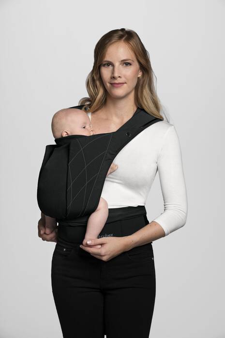 CYBEX Yema Tie - Deep Black in Deep Black image number 4 CYBEX Yema Tie - Deep Black in Deep Black large-cybex-neu image number 4