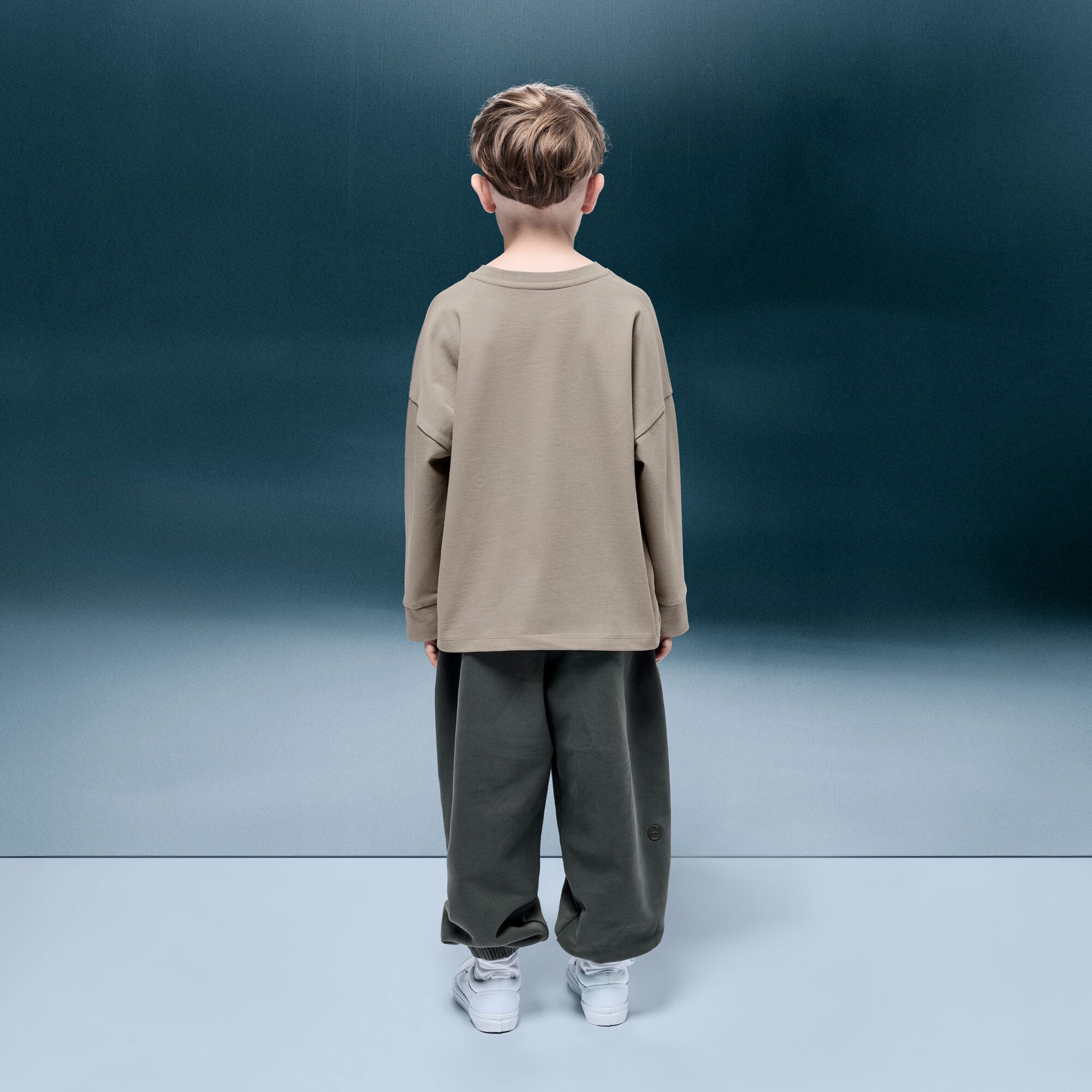 CYBEX Long Sleeve T-Shirt - Clay in Clay large-cybex-neu image number 3