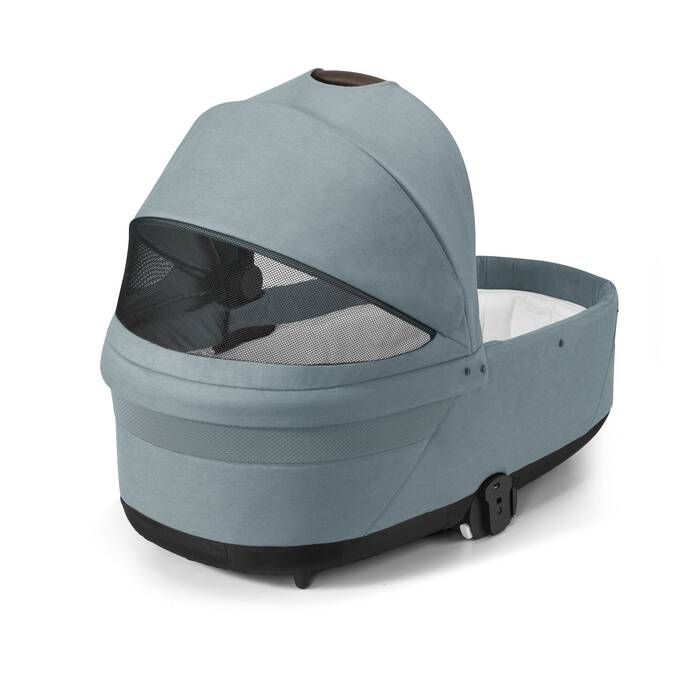 CYBEX Cot S Lux - Sky Blue in Sky Blue image number 4 CYBEX Cot S Lux - Sky Blue in Sky Blue large-cybex-ca image number 4