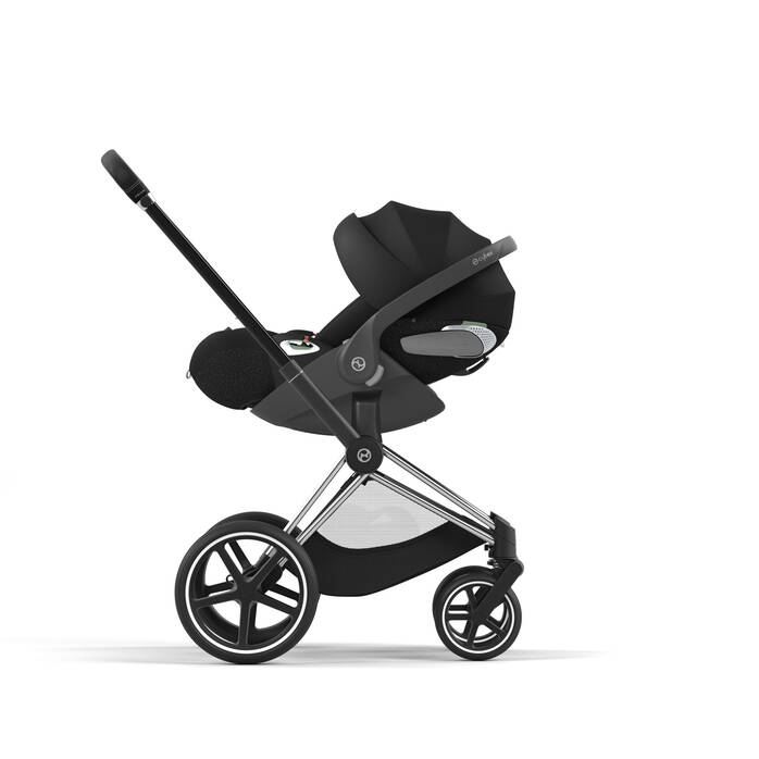 Image shows the combination of several products, sold separately. image number 5 CYBEX Priam Frame - Chrome With Black Details in Chrome With Black Details large-cybex-row image number 5