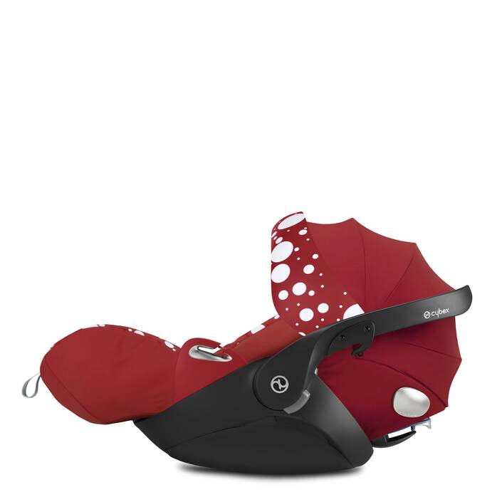 CYBEX Cloud Q SensorSafe - Petticoat Red in Petticoat Red image number 1 CYBEX Cloud Q SensorSafe - Petticoat Red in Petticoat Red large-cybex-us image number 1