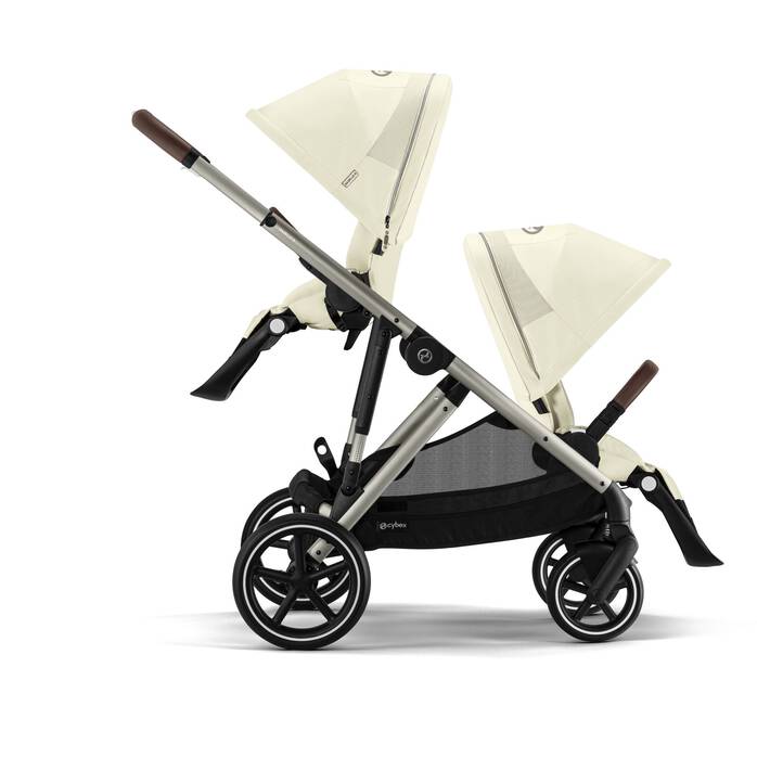 CYBEX Gazelle S - Seashell Beige (Taupe Frame) in Seashell Beige (Taupe Frame) image number 4 CYBEX Gazelle S - Seashell Beige (Taupe Frame) in Seashell Beige (Taupe Frame) large-cybex-gb image number 4