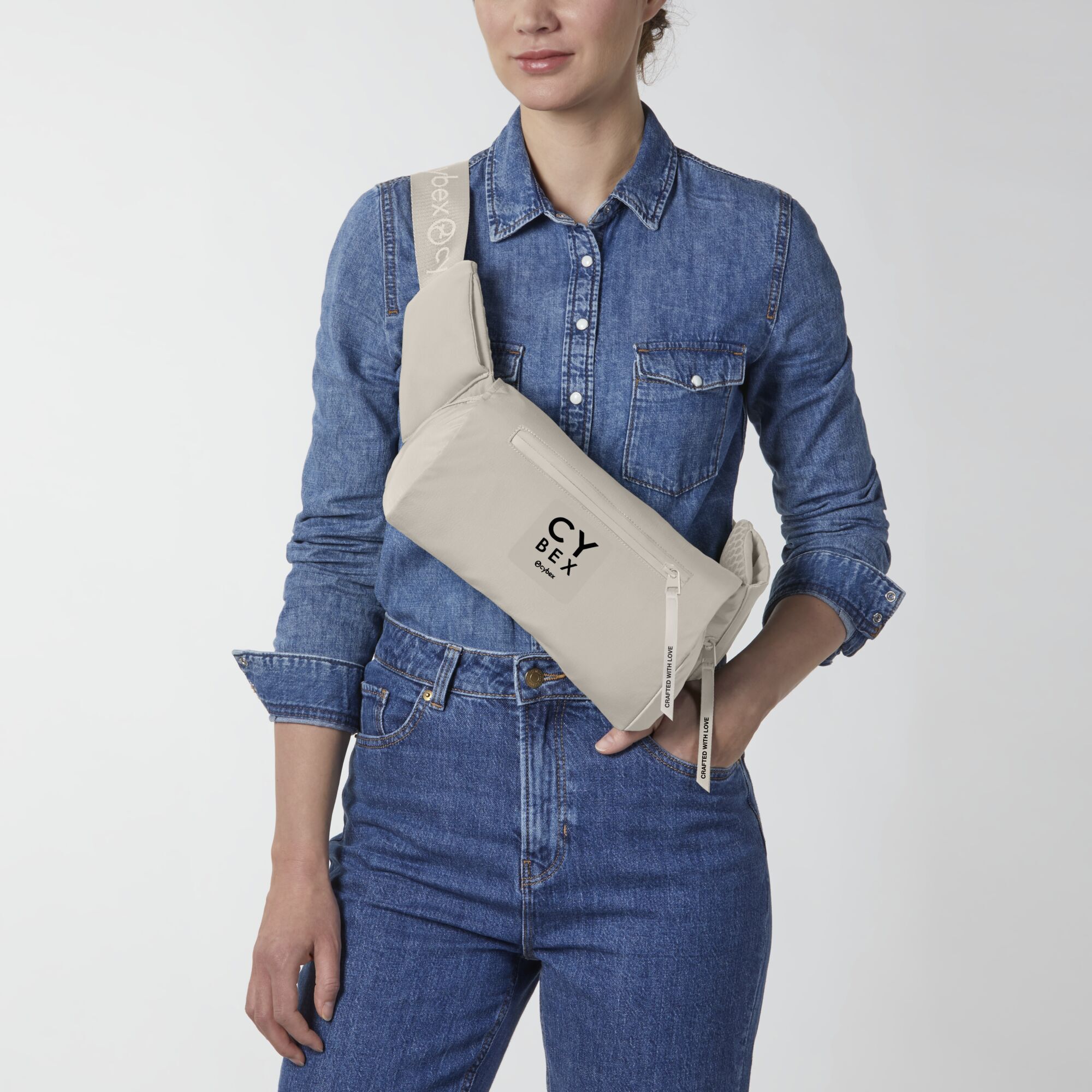 CYBEX Coya Carrier - Light Beige in Light Beige large-cybex-jp 画像番号 7 スモール