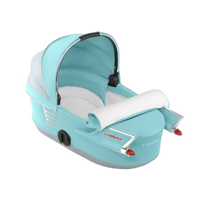 CYBEX Mios Lux Carry Cot Jeremy Scott - Car in Car image number 2 CYBEX Mios Lux Carry Cot Jeremy Scott - Car in Car large-cybex-row image number 2