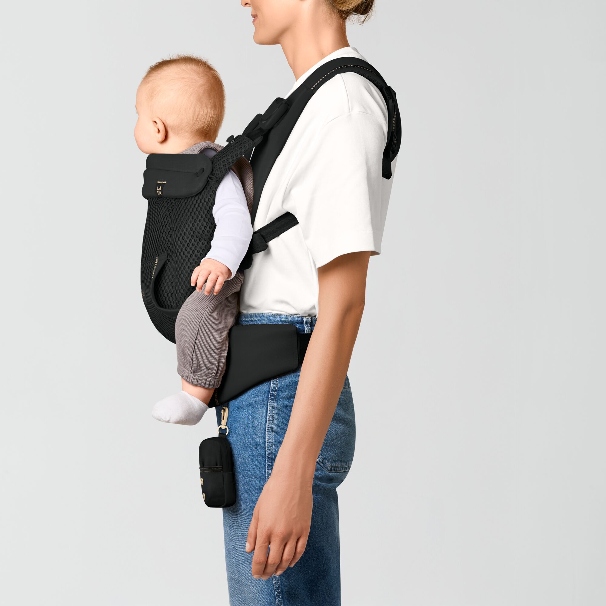 CYBEX Laya - Magic Black in Magic Black large-cybex-us image number 4