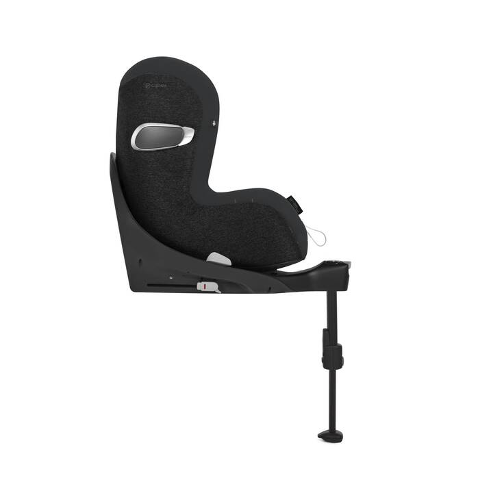 Image shows the combination of several products, sold separately. image number 7 CYBEX Sirona Z2 i-Size - Deep Black in Deep Black large-cybex-gb image number 7