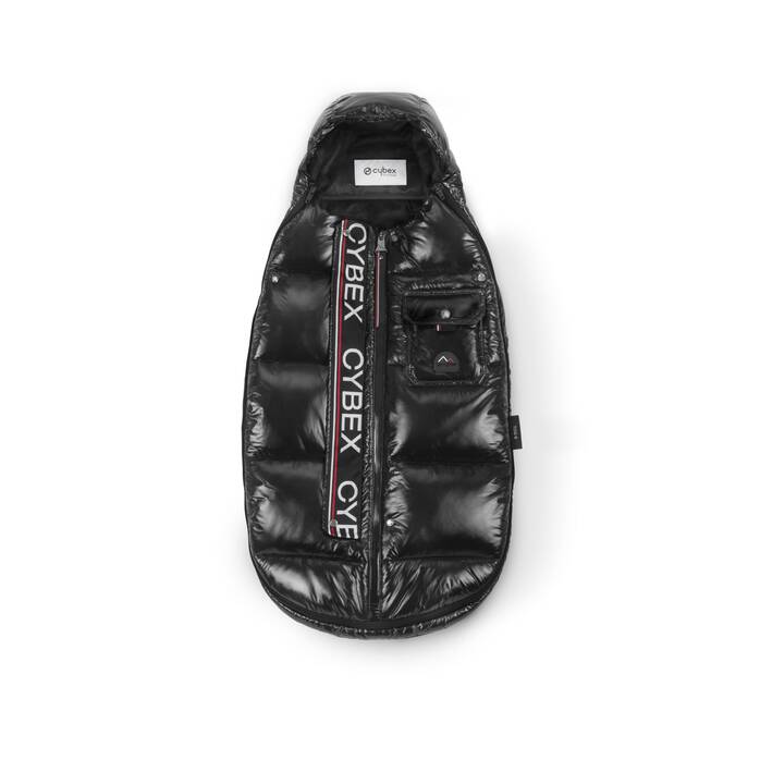 CYBEX Platinum Winter Footmuff Mini - Deep Black in Deep Black image number 1 CYBEX Platinum Winter Footmuff Mini - Deep Black in Deep Black large-cybex-neu image number 1